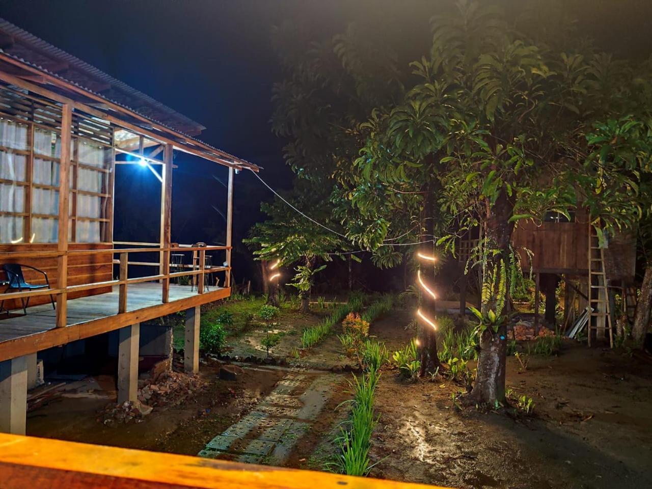 Bua Guesthouse Tangkahan מראה חיצוני תמונה