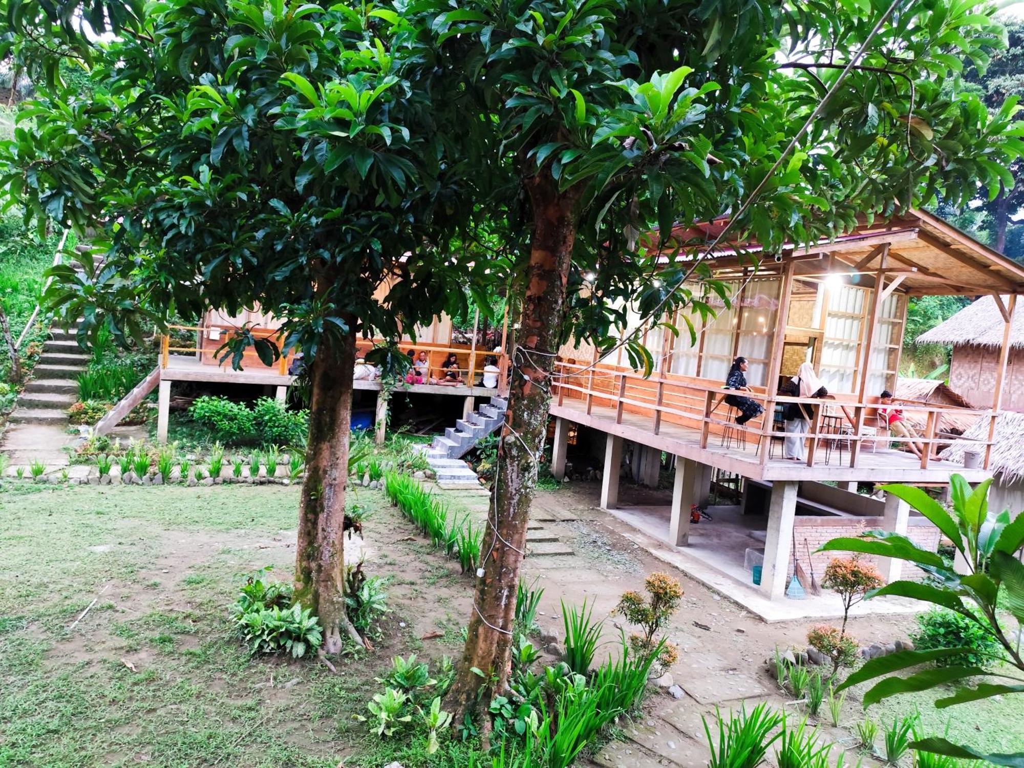 Bua Guesthouse Tangkahan מראה חיצוני תמונה