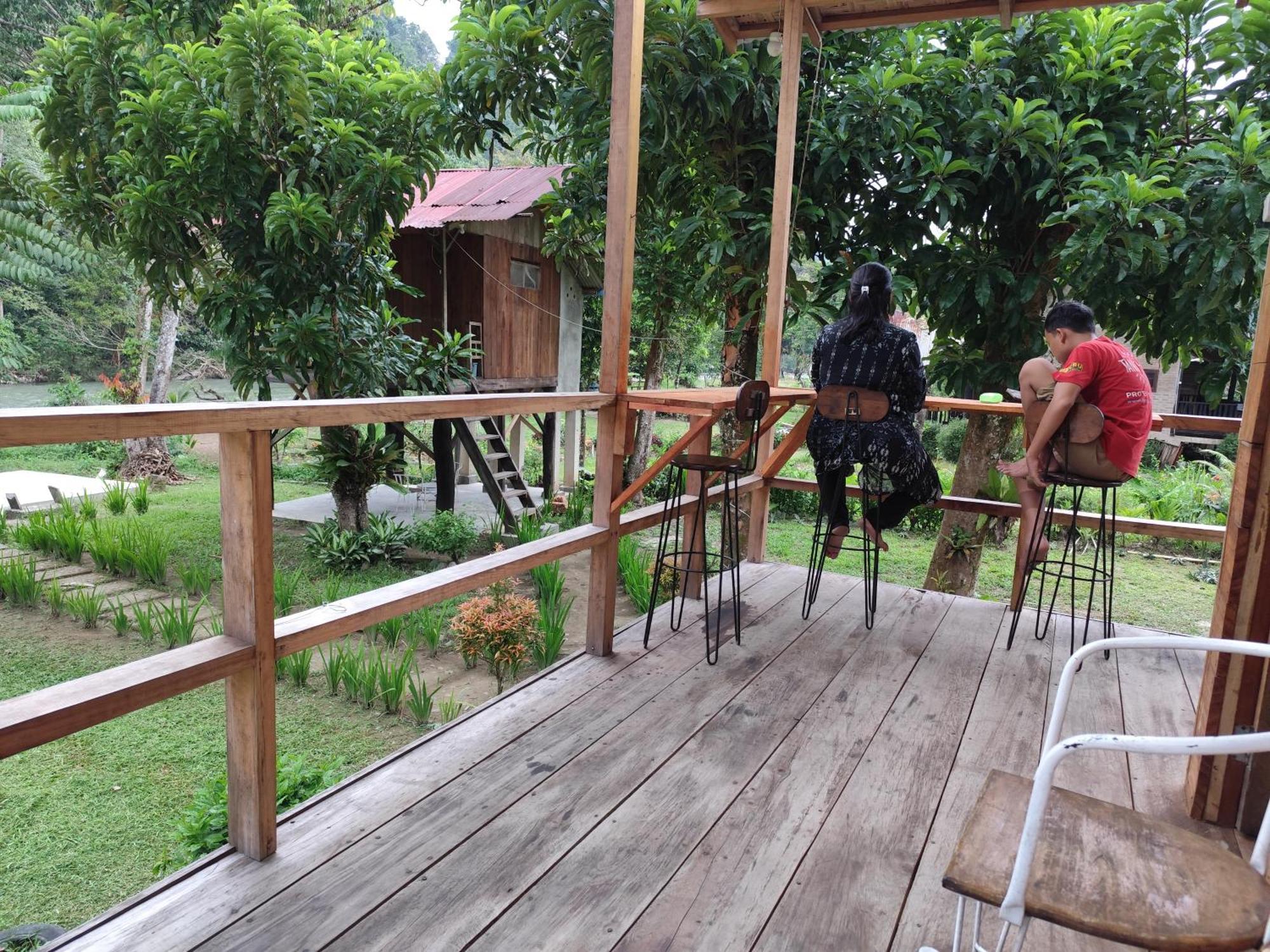 Bua Guesthouse Tangkahan מראה חיצוני תמונה